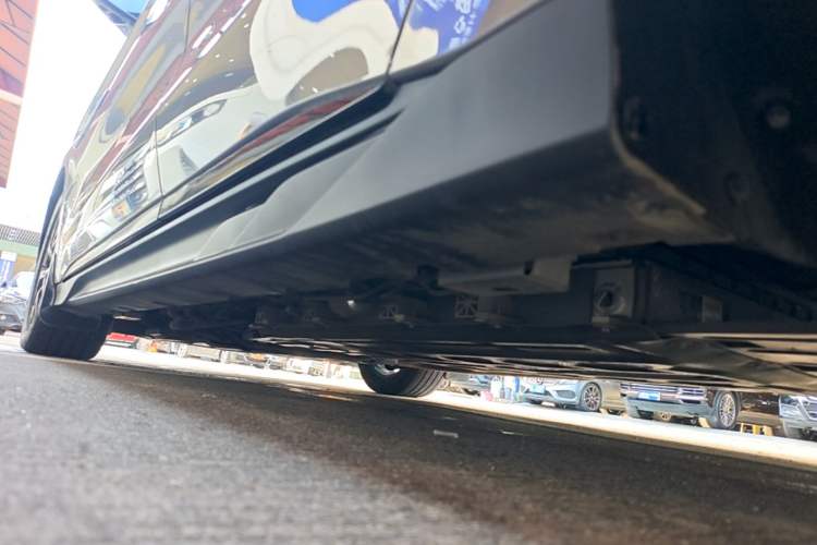 Used BYD Han 2025 DM-i 125KM Elite Model Left Side Sill