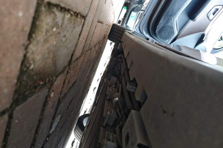 Used BYD Han 2025 DM-i Intelligent Driving Edition 125KM LiDAR Flagship Model Left Side Sill