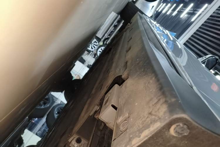 Used BYD Han 2025 DM-i 125KM Elite Model Left Side Sill