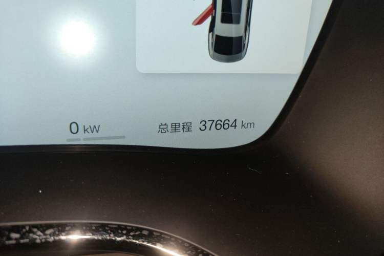 Used BYD Han 2025 DM-i 125KM Prestige Model Odometer Close Up