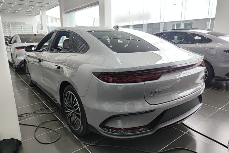 Used BYD Han 2025 EV with 701 km of Laser Radar-Enabled Intelligent Driving Rear Left 45 Deg