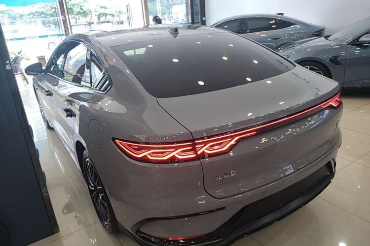 Used BYD Han 2025 DM-i 125KM LiDAR-Powered Intelligent Driving Model Rear Left 45 Deg