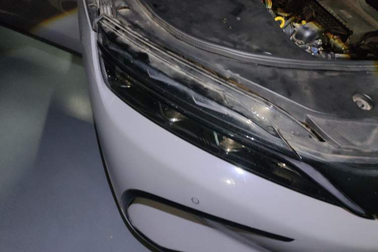 Used BYD Han 2025 DM-i 125KM Prestige Model Right Front Headlight