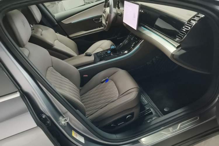 Used BYD Han 2025 DM-i 125KM Elite Model Right Front Seat