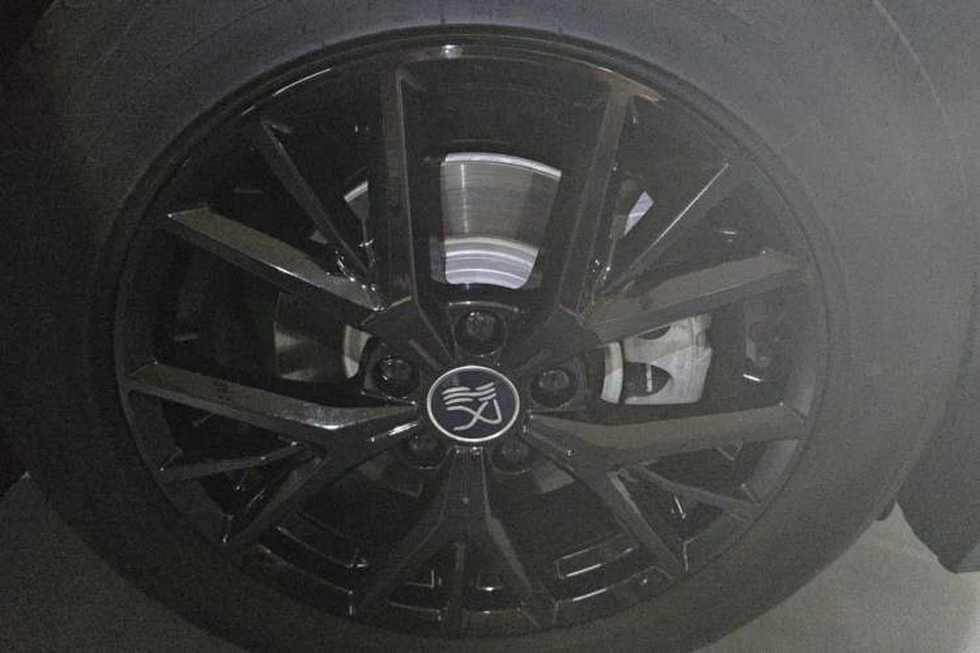 Used BYD Han 2025 DM-i 125KM Elite Model Right Front Wheel Hub