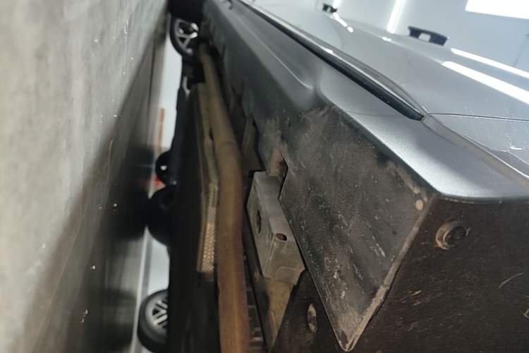 Used BYD Han 2025 DM-i Intelligent Driving Edition 125KM LiDAR Flagship Model Right Side Sill
