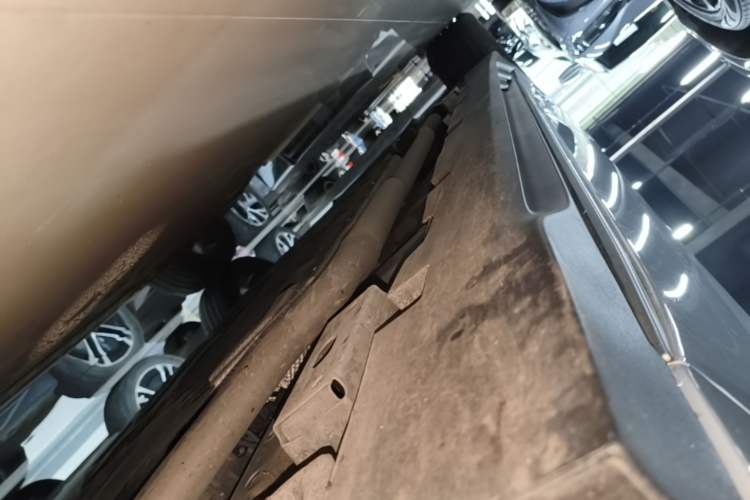 Used BYD Han 2025 DM-i 125KM Elite Model Right Side Sill