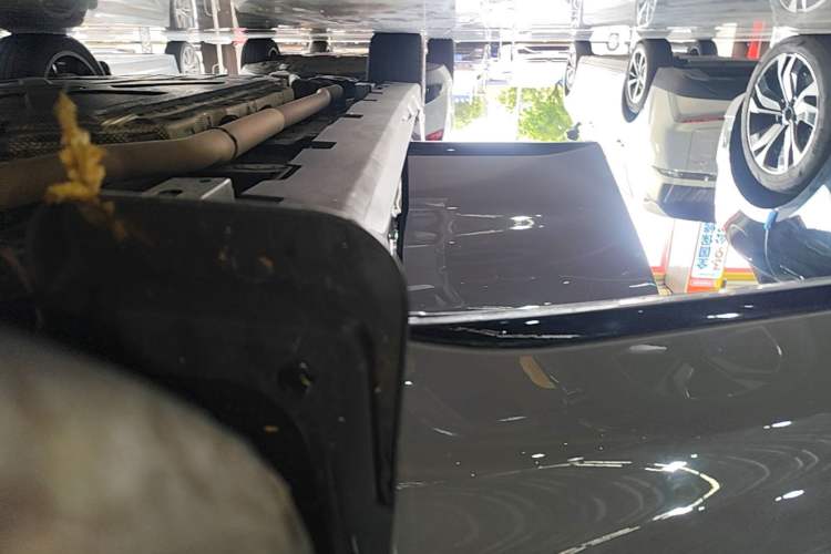 Used BYD Han 2025 DM-i 125KM Prestige Model Right Side Sill