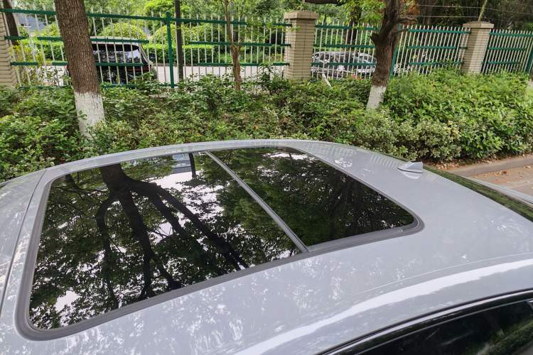 Used BYD Han 2025 EV Intelligent Driving Edition 701KM LiDAR Flagship Model Roof