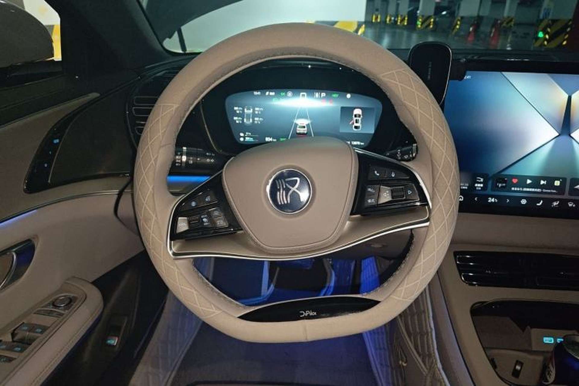 Used BYD Han 2025 DM-i 125KM Elite Model Steering Wheel