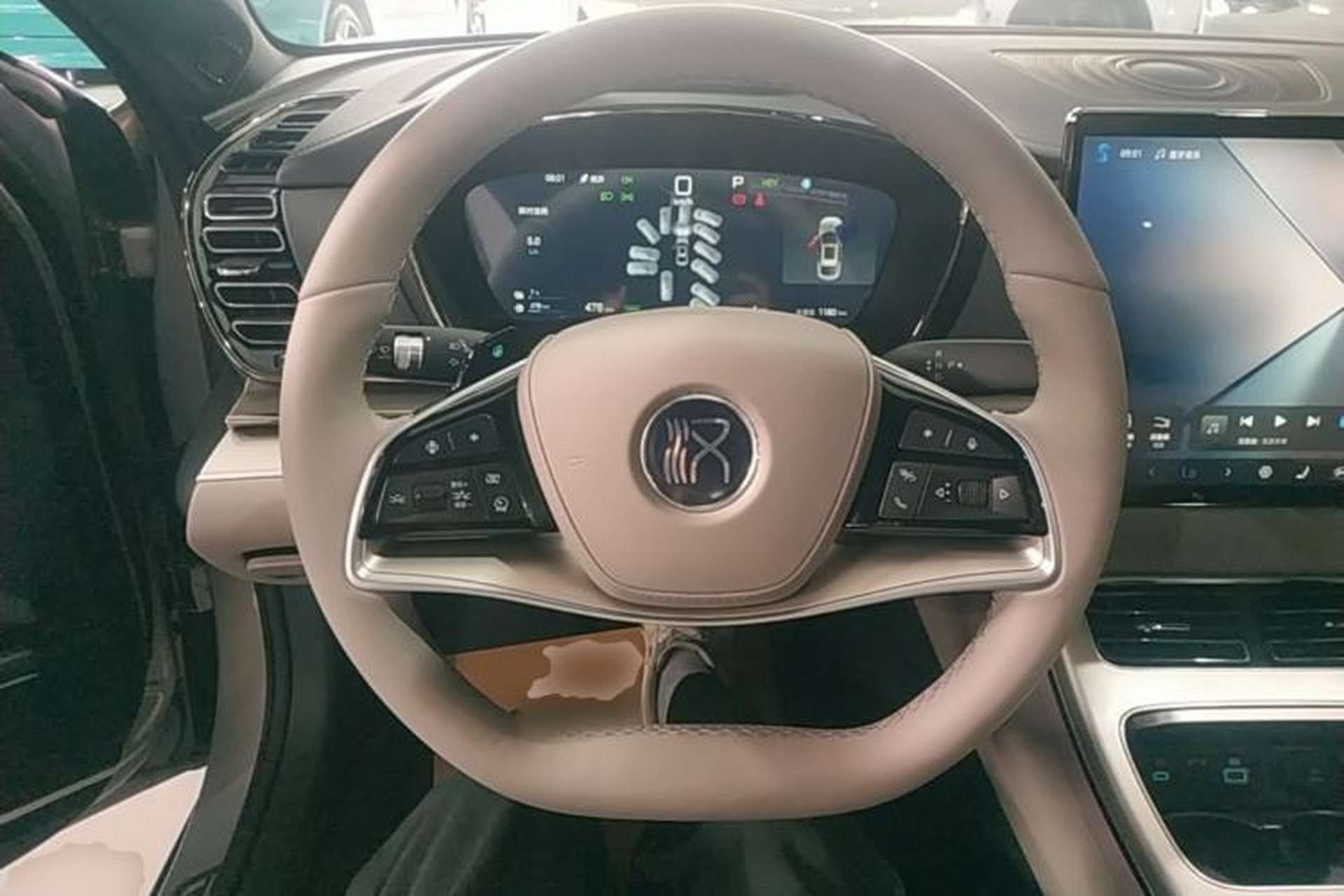 Used BYD Han 2025 DM-i Intelligent Driving Edition 245KM Prestigious Edition Steering Wheel