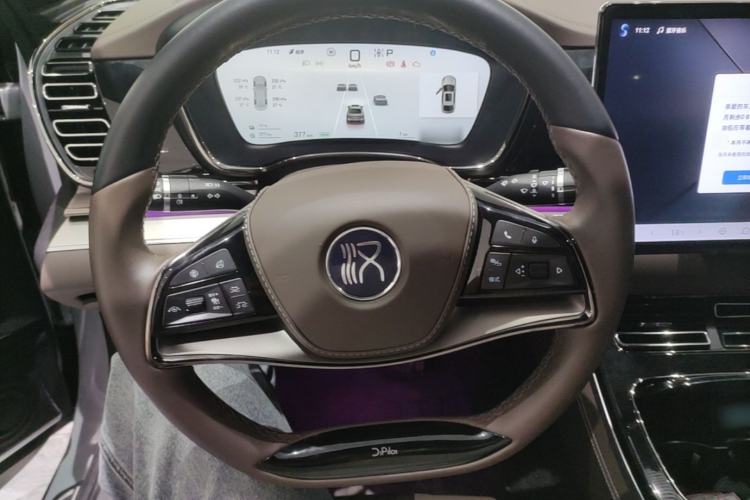 Used BYD Han 2025 DM-i 125KM Elite Model Steering Wheel