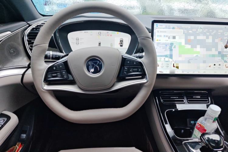 Used BYD Han 2025 EV Intelligent Driving Edition 605KM Prestige Model Steering Wheel
