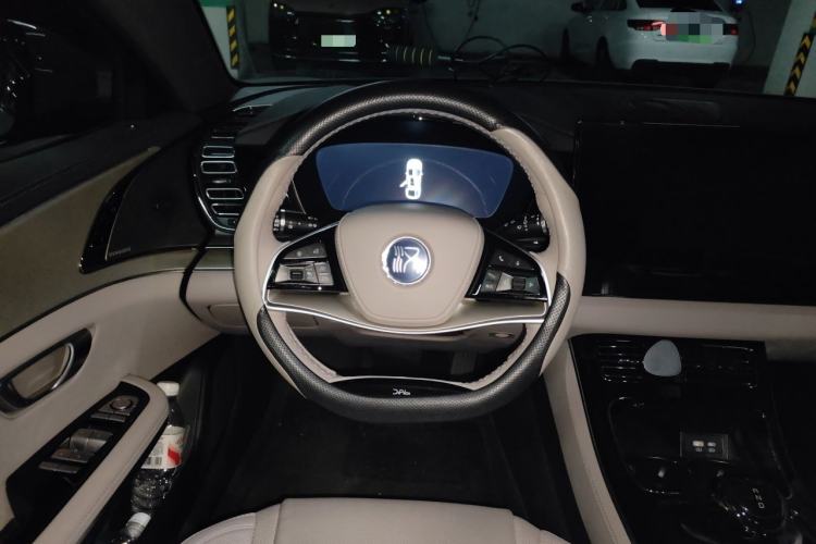 Used BYD Han 2025 DM-i 125KM Prestige Model Steering Wheel