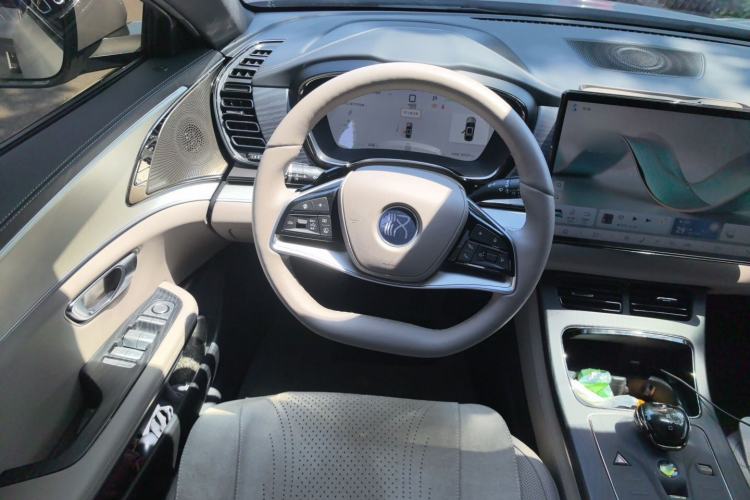 Used BYD Han 2025 EV Intelligent Driving Edition 605KM Prestige Model Steering Wheel