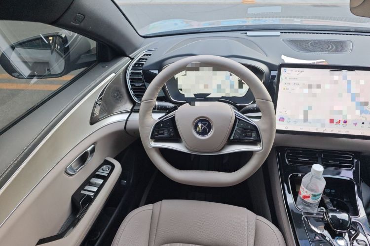 Used BYD Han 2025 DM-i Smart Drive 125KM Prestige Model Steering Wheel