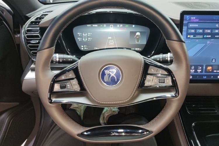 Used BYD Han 2025 DM-i 125KM Prestige Model Steering Wheel