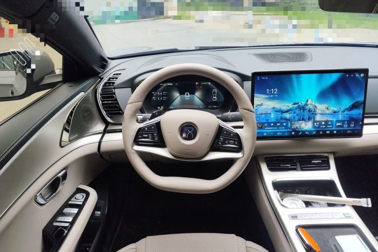 Used BYD Han 2025 Model EV Intelligent Driving Edition 635KM Flagship Steering Wheel