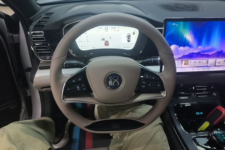 Used BYD Han 2025 DM-i 125KM Prestige Model Steering Wheel