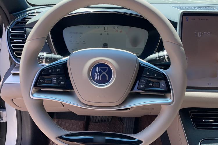 Used BYD Han 2025 DM-i 125KM Elite Model Steering Wheel