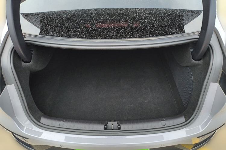 Used BYD Han 2025 EV with 701 km of Laser Radar-Enabled Intelligent Driving Trunk
