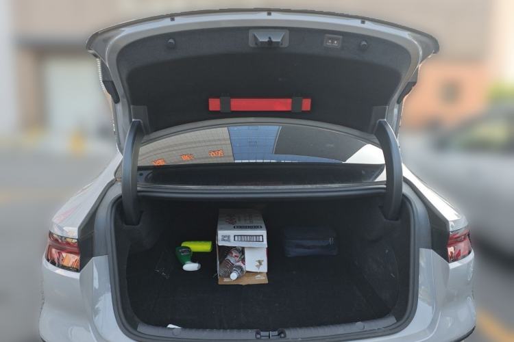 Used BYD Han 2025 DM-i Smart Drive 125KM Prestige Model Trunk