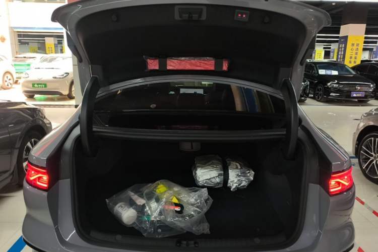 Used BYD Han 2025 DM-i Intelligent Driving Edition 125KM LiDAR Flagship Model Trunk