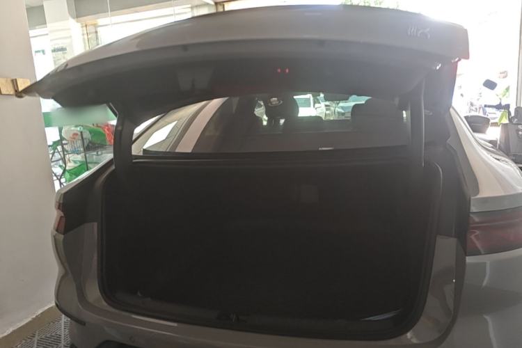 Used BYD Han 2025 EV with 701 km of Laser Radar-Enabled Intelligent Driving Trunk