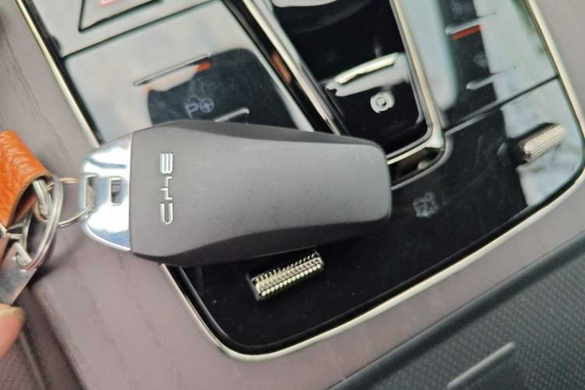 Used BYD Han 2025 EV with 701 km of Laser Radar-Enabled Intelligent Driving Vehicle Key