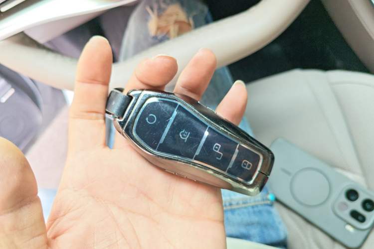 Used BYD Han 2025 EV Intelligent Driving Version 701KM Prestige Model Vehicle Key