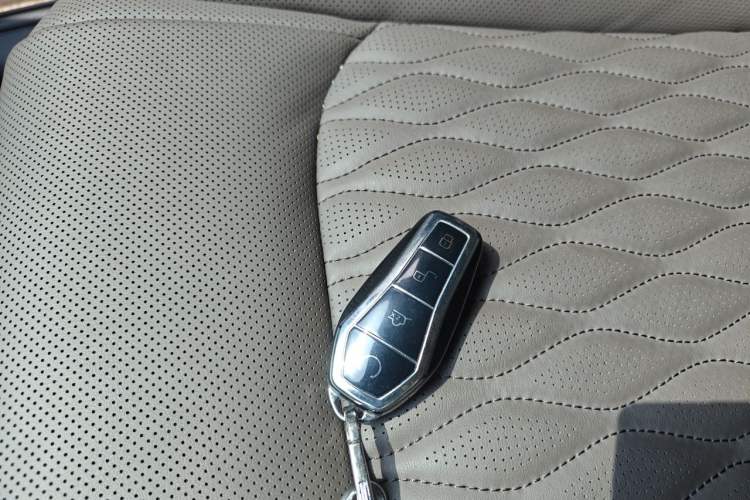 Used BYD Han 2025 DM-i 125KM Elite Model Vehicle Key