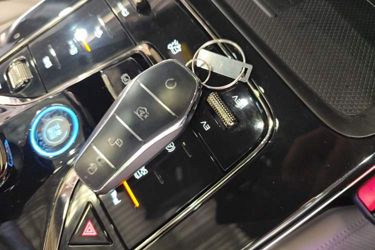 Used BYD Han 2025 DM-i 125KM Prestige Model Vehicle Key