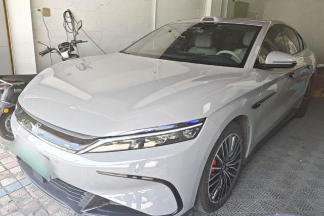 Used BYD Han 2025 EV with 701 km of Laser Radar-Enabled Intelligent Driving