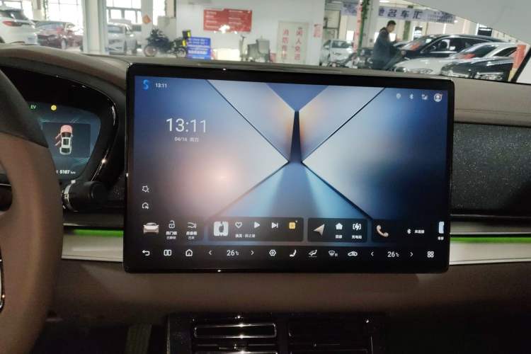 Used BYD Han 2025 DM-i 125KM Elite Model Audio And AC Panel