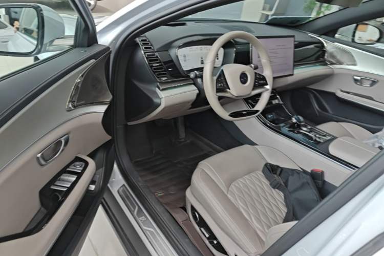 Used BYD Han 2025 DM-i 125KM Prestige Model Driver Seat