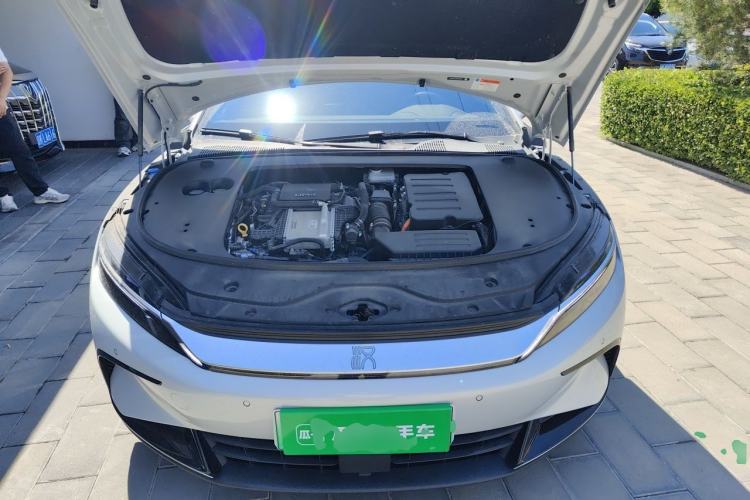 Used BYD Han 2025 DM-i 125KM Elite Model Engine Bay