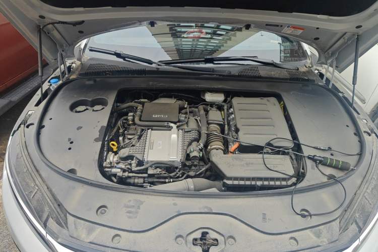 Used BYD Han 2025 DM-i Smart Drive 125KM Prestige Model Engine Bay