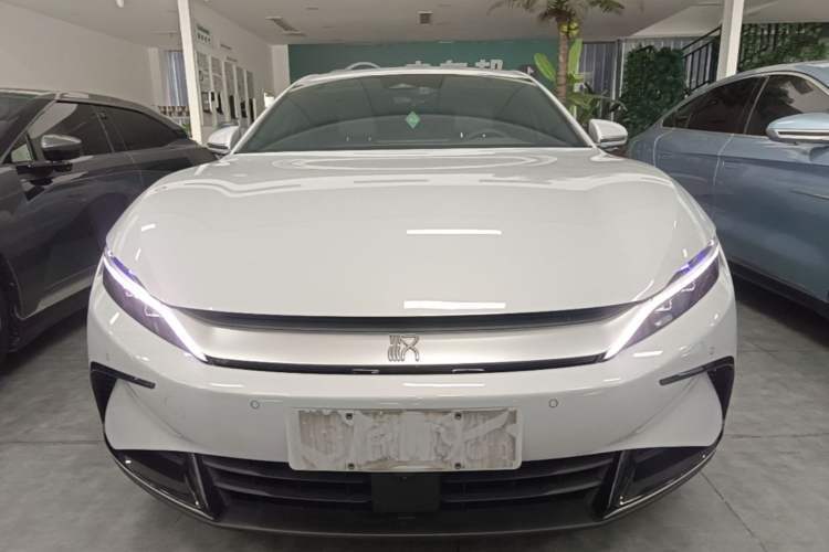 Used BYD Han 2025 DM-i 125KM Comfort Model Front