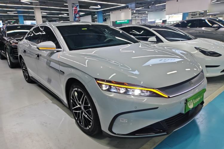 Used BYD Han 2025 EV 605KM Prestige Model Front Right 45 Deg