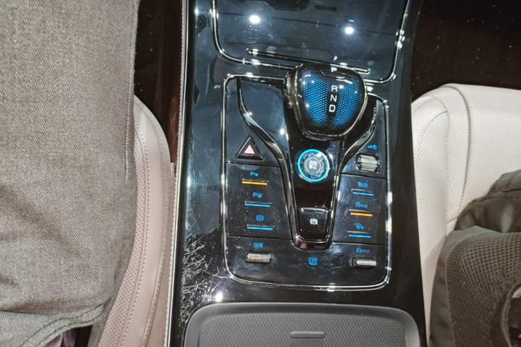 Used BYD Han 2025 EV 605KM Prestige Model Gear Lever
