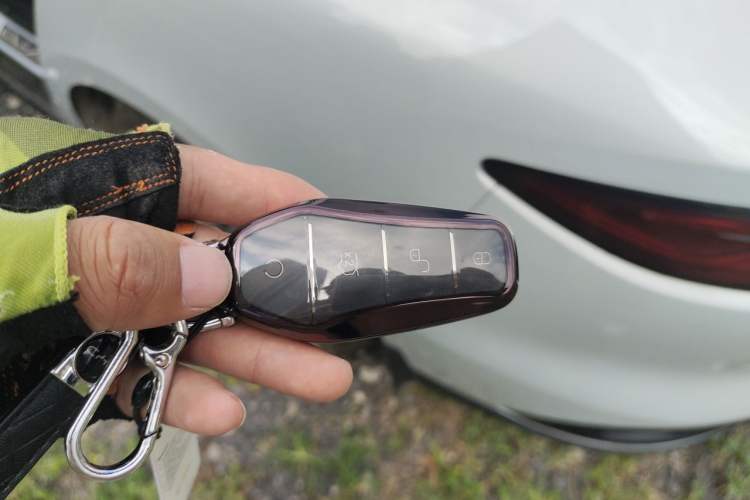 Used BYD Han 2025 EV Intelligent Driving Edition 605KM Prestige Model Interior 1
