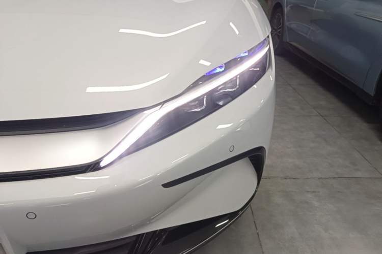 Used BYD Han 2025 DM-i 125KM Comfort Model Left Front Headlight