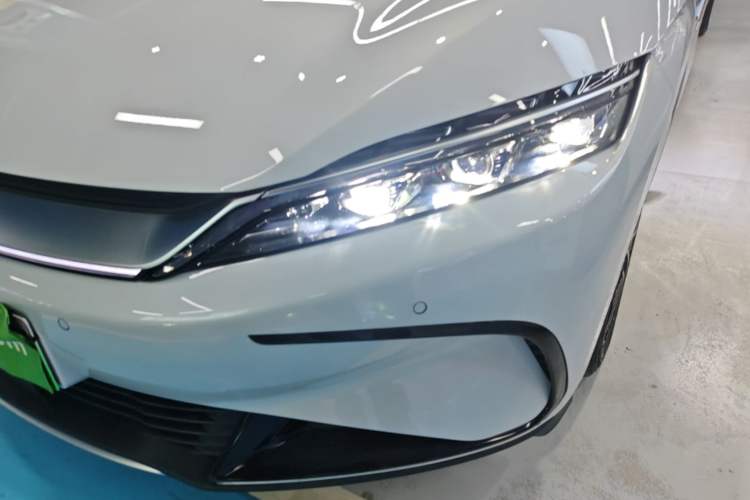Used BYD Han 2025 EV 605KM Prestige Model Left Front Headlight