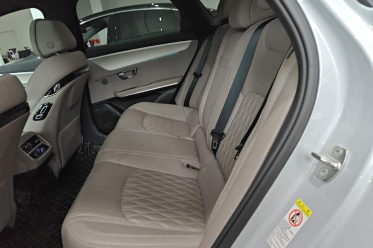 Used BYD Han 2025 DM-i 125KM Prestige Model Left Rear Seat