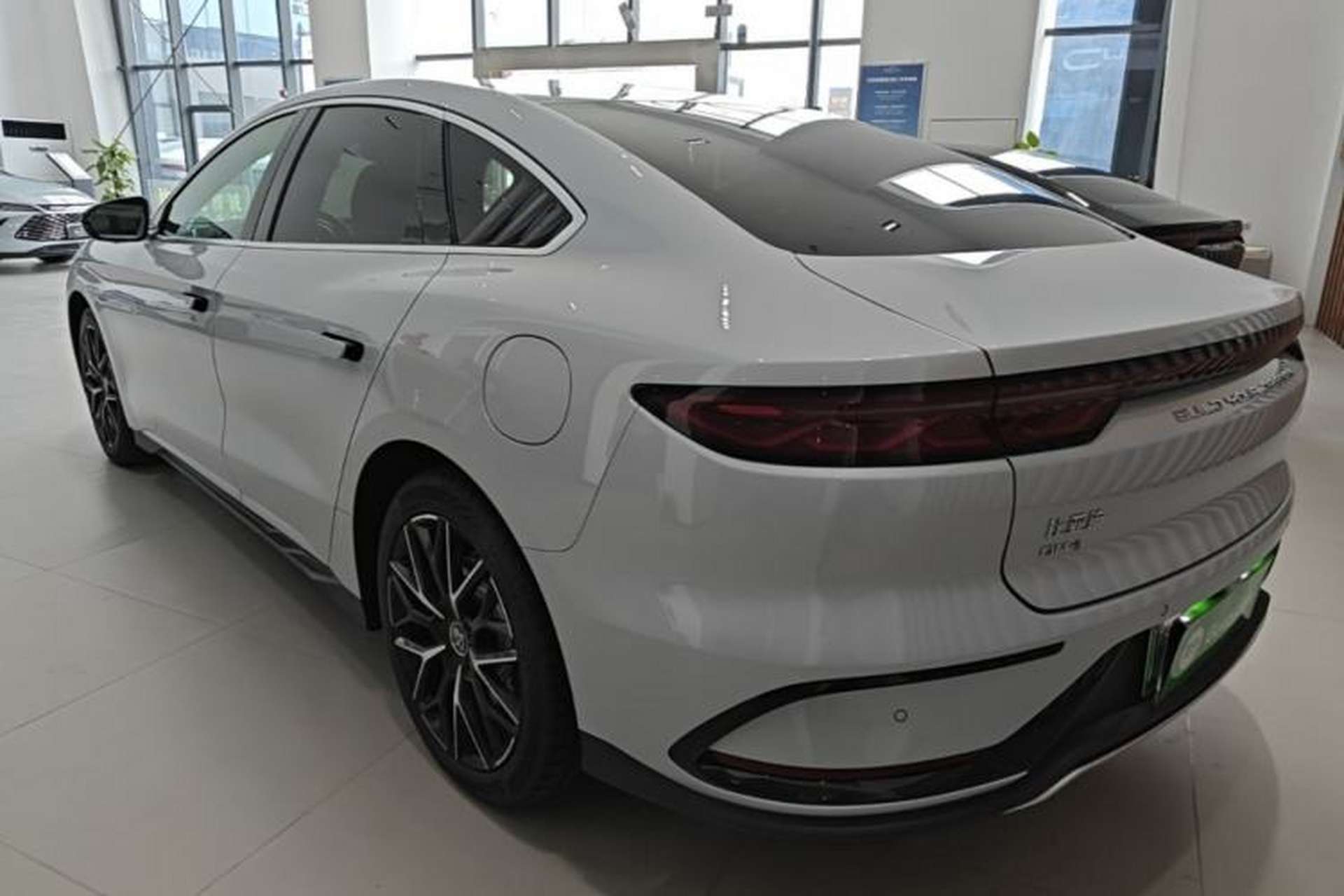 Used BYD Han 2025 DM-i 125KM Prestige Model Rear Left 45 Deg