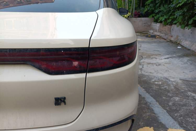 Used BYD Han 2025 DM-i 125KM Elite Model Exterior 3