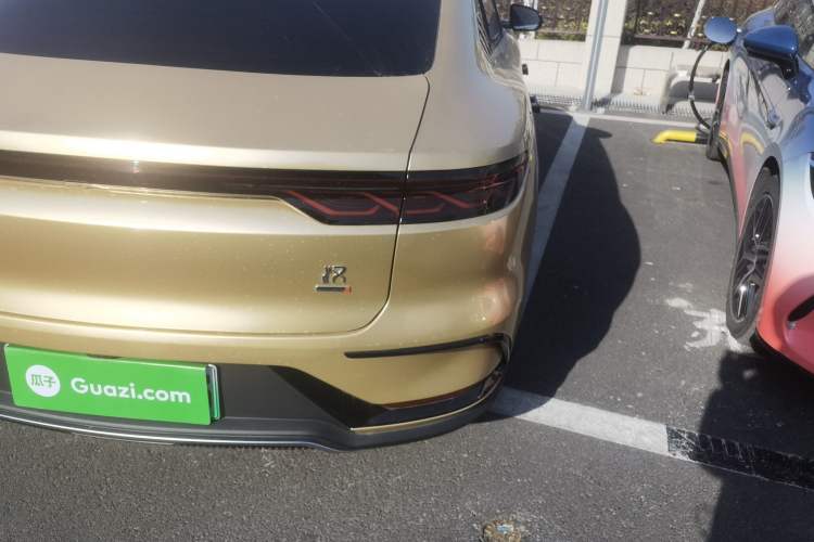 Used BYD Han 2025 DM-i Intelligent Driving Edition 125KM LiDAR Flagship Model Exterior 6