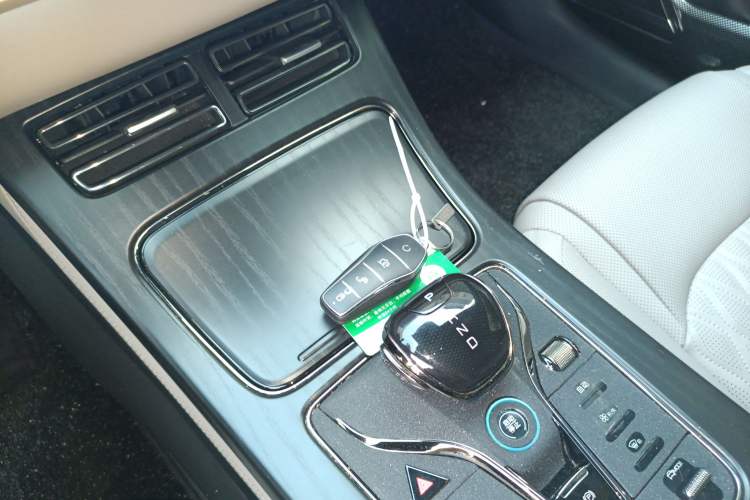 Used BYD Han 2025 DM-i 125KM Elite Model Interior 1