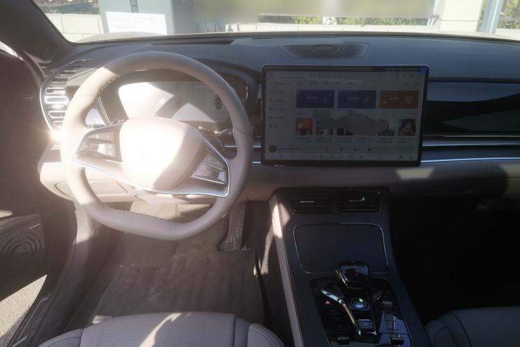 Used BYD Han 2025 DM-i Intelligent Driving Edition 125KM LiDAR Flagship Model Interior 2