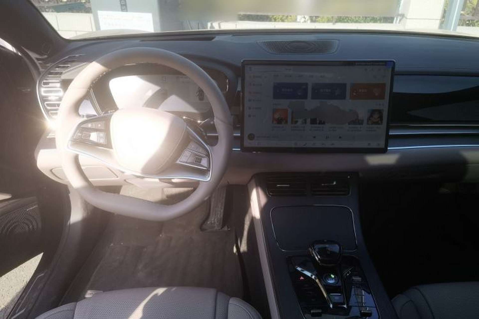 Used BYD Han 2025 DM-i Intelligent Driving Edition 125KM LiDAR Flagship Model Interior 2